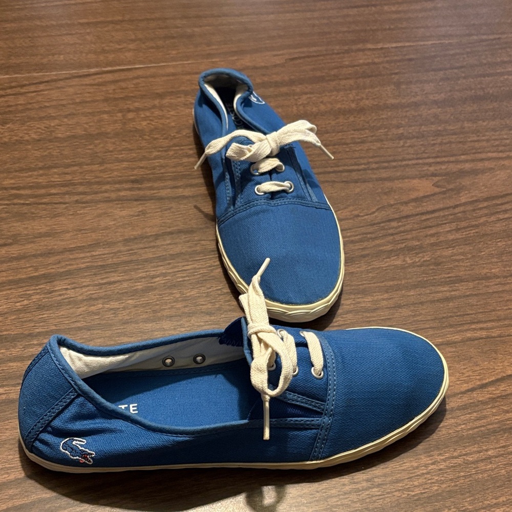 Lacoste VINTAGE Size 8.5 Blue Sneakers